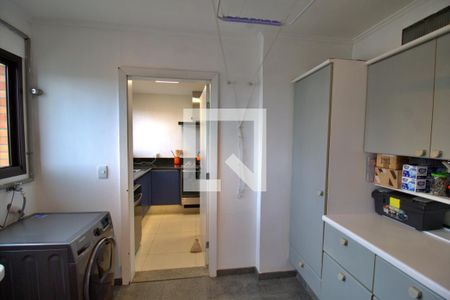 Apartamento à venda com 235m², 3 quartos e 4 vagasÁrea de Serviço