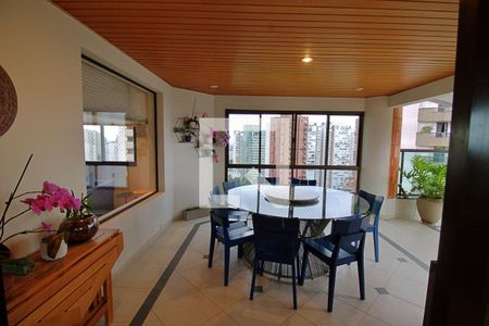 Apartamento à venda com 235m², 3 quartos e 4 vagasVaranda gourmet