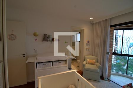 Apartamento à venda com 235m², 3 quartos e 4 vagasSuíte 1