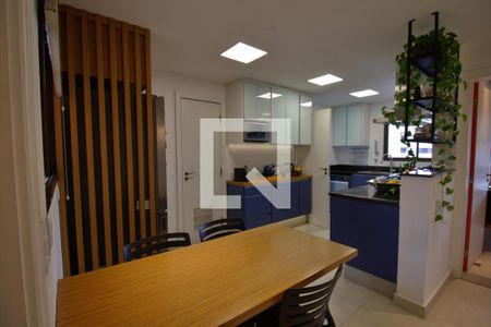 Apartamento à venda com 235m², 3 quartos e 4 vagasCozinha