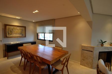 Apartamento à venda com 235m², 3 quartos e 4 vagasSala de Jantar