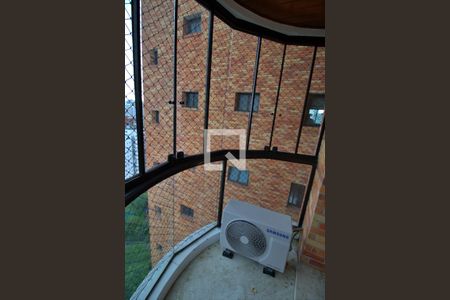 Apartamento à venda com 235m², 3 quartos e 4 vagasVaranda da Suíte 1