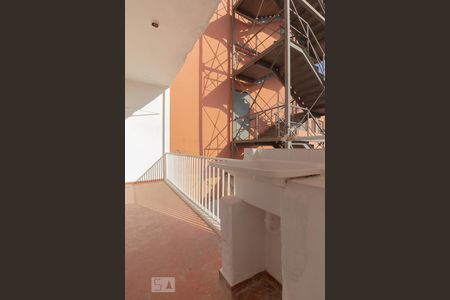 Apartamento à venda com 120m², 3 quartos e sem vagaÁrea de serviço