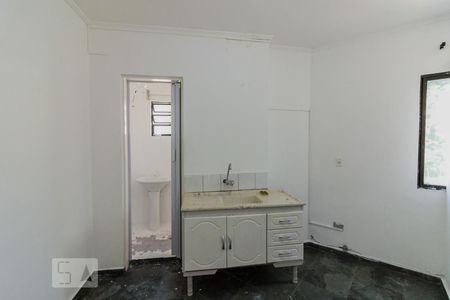 Cozinha de apartamento para alugar com 1 quarto, 25m² em Vila Alice, Santo André