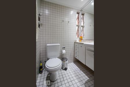 Banheiro de apartamento à venda com 3 quartos, 64m² em Vila Butantã, São Paulo