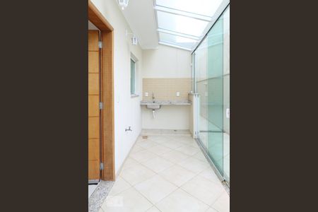 Casa de condomínio à venda com 62m², 2 quartos e 1 vagaEspaço gourmet