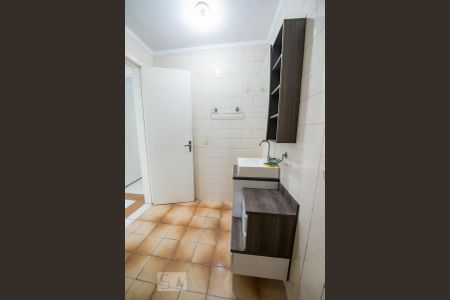 Banheiro de apartamento para alugar com 3 quartos, 85m² em Morro do Espelho, São Leopoldo