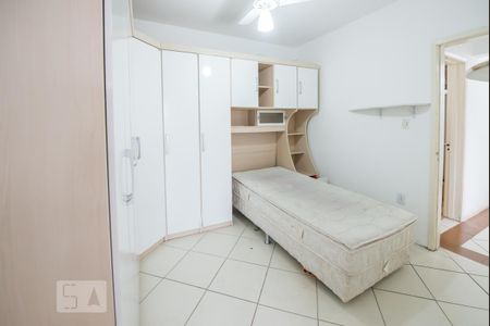 Apartamento para alugar com 85m², 3 quartos e sem vaga Apartamento para alugar com 85m², 3 quartos e sem vagaTerceiro dormitório