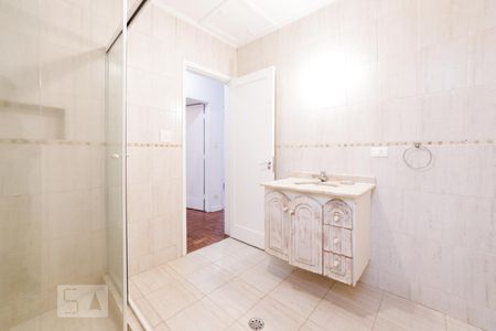 Banheiro de casa à venda com 3 quartos, 130m² em Vila Cordeiro, São Paulo