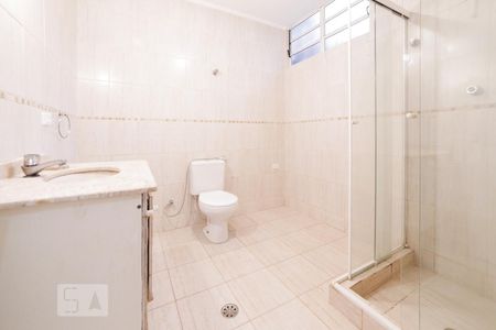 Banheiro de casa à venda com 3 quartos, 130m² em Vila Cordeiro, São Paulo