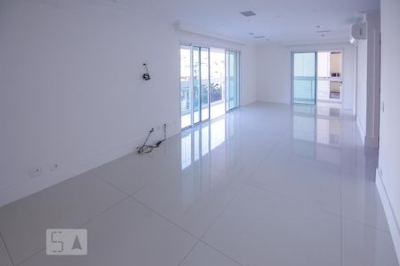 Apartamento para alugar com 114m², 1 quarto e 2 vagasSala