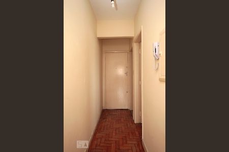 Corredor de apartamento para alugar com 1 quarto, 55m² em Jardim Paulista, São Paulo