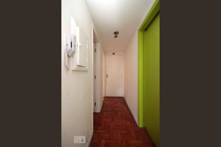 Corredor de apartamento para alugar com 1 quarto, 55m² em Jardim Paulista, São Paulo