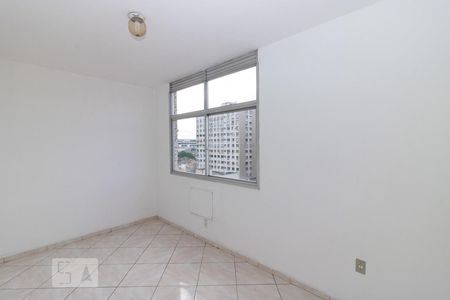 Apartamento à venda com 69m², 2 quartos e 1 vagaQuarto 2
