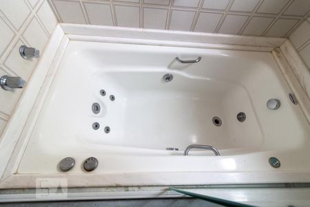 Banheiro de apartamento para alugar com 3 quartos, 110m² em Cidade Monções, São Paulo