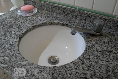 Apartamento à venda com 79m², 3 quartos e 2 vagasPIA BANHEIRO