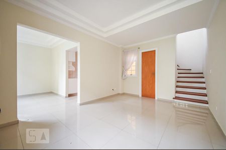 Sala de casa à venda com 2 quartos, 74m² em Fazenda Morumbi, São Paulo