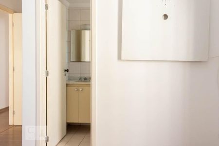 Apartamento à venda com 70m², 3 quartos e 2 vagas Apartamento à venda com 70m², 3 quartos e 2 vagasSuíte