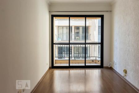 Apartamento à venda com 70m², 3 quartos e 2 vagas Apartamento à venda com 70m², 3 quartos e 2 vagasSala