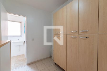 Apartamento para alugar com 89m², 4 quartos e 1 vagaÁrea de Serviço - Despensa