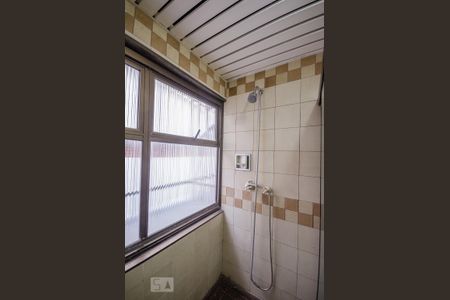 Apartamento à venda com 195m², 3 quartos e 2 vagas Apartamento à venda com 195m², 3 quartos e 2 vagasBANHEIRO SUÍTE