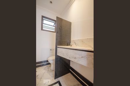 Apartamento à venda com 195m², 3 quartos e 2 vagas Apartamento à venda com 195m², 3 quartos e 2 vagasLAVABO