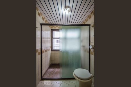 Apartamento à venda com 195m², 3 quartos e 2 vagas Apartamento à venda com 195m², 3 quartos e 2 vagasBANHEIRO SUÍTE