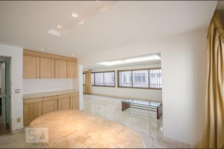 SALA de apartamento para alugar com 3 quartos, 195m² em Santa Lúcia, Belo Horizonte