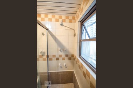 Apartamento à venda com 195m², 3 quartos e 2 vagas Apartamento à venda com 195m², 3 quartos e 2 vagasBANHEIRO SOCIAL
