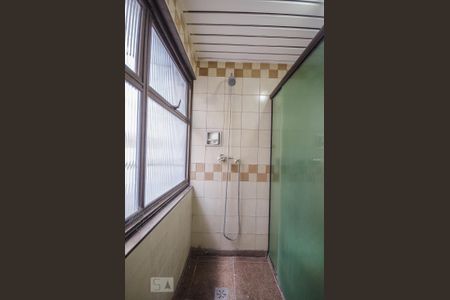 Apartamento à venda com 195m², 3 quartos e 2 vagas Apartamento à venda com 195m², 3 quartos e 2 vagasBANHEIRO SUÍTE