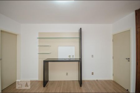 Apartamento à venda com 195m², 3 quartos e 2 vagas Apartamento à venda com 195m², 3 quartos e 2 vagasSUÍTE