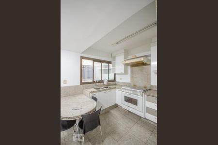 Apartamento à venda com 195m², 3 quartos e 2 vagas Apartamento à venda com 195m², 3 quartos e 2 vagasCOZINHA
