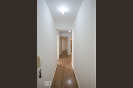 Apartamento à venda com 195m², 3 quartos e 2 vagas Apartamento à venda com 195m², 3 quartos e 2 vagasCORREDOR
