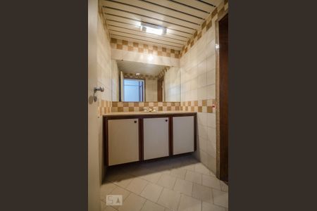 Apartamento à venda com 195m², 3 quartos e 2 vagas Apartamento à venda com 195m², 3 quartos e 2 vagasBANHEIRO SOCIAL