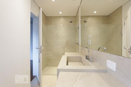 Apartamento para alugar com 467m², 4 quartos e 5 vagassuite