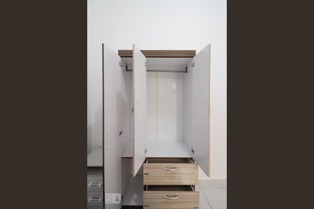 Quarto de kitnet/studio para alugar com 1 quarto, 18m² em Vila São Luís(zona Oeste), São Paulo