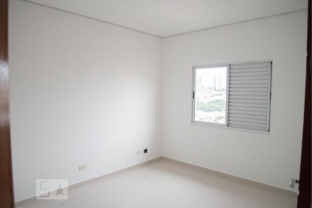 Quarto 2  de casa à venda com 5 quartos, 350m² em Vila Guaca, São Paulo