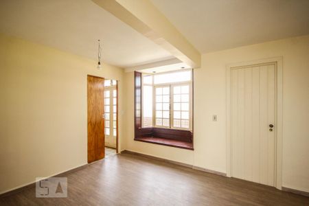 Apartamento para alugar com 300m², 4 quartos e 3 vagas Apartamento para alugar com 300m², 4 quartos e 3 vagasQuarto 3