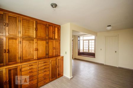 Apartamento para alugar com 300m², 4 quartos e 3 vagas Apartamento para alugar com 300m², 4 quartos e 3 vagasQuarto 3