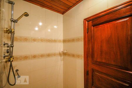 Apartamento para alugar com 300m², 4 quartos e 3 vagas Apartamento para alugar com 300m², 4 quartos e 3 vagasBanheiro Social