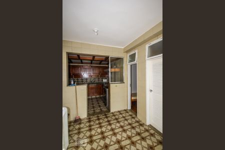 Apartamento para alugar com 300m², 4 quartos e 3 vagas Apartamento para alugar com 300m², 4 quartos e 3 vagasÁrea de Serviço
