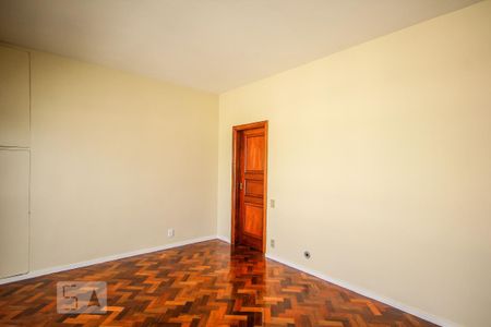 Apartamento para alugar com 300m², 4 quartos e 3 vagas Apartamento para alugar com 300m², 4 quartos e 3 vagasQuarto 1
