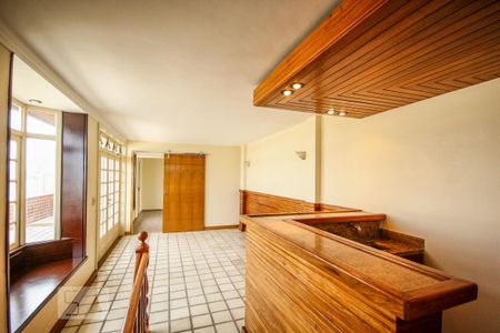 Apartamento para alugar com 300m², 4 quartos e 3 vagas Apartamento para alugar com 300m², 4 quartos e 3 vagasSala de Estar