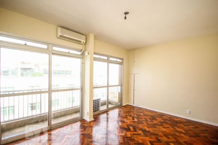 Quarto 1 de apartamento para alugar com 4 quartos, 300m² em Copacabana, Rio de Janeiro