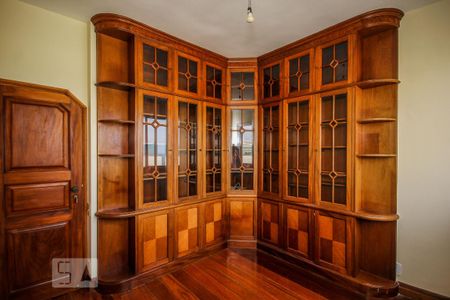 Apartamento para alugar com 300m², 4 quartos e 3 vagas Apartamento para alugar com 300m², 4 quartos e 3 vagasQuarto 2