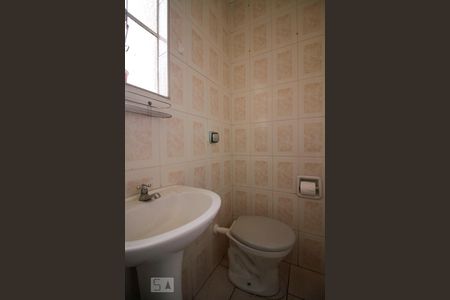 Casa à venda com 72m², 1 quarto e sem vagaBanheiro