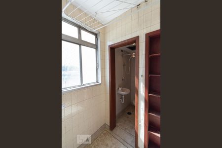 Apartamento à venda com 70m², 2 quartos e 1 vagaÁrea de Serviço