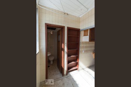 Apartamento à venda com 70m², 2 quartos e 1 vagaÁrea de Serviço