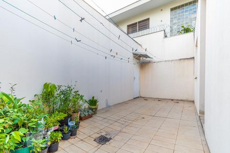Casa para alugar com 306m², 4 quartos e 4 vagas Casa para alugar com 306m², 4 quartos e 4 vagasÁrea de Serviço