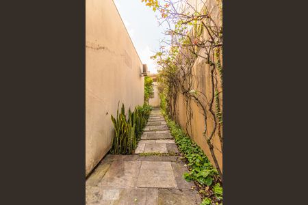 Casa para alugar com 306m², 4 quartos e 4 vagas Casa para alugar com 306m², 4 quartos e 4 vagasÁrea Lateral Externa